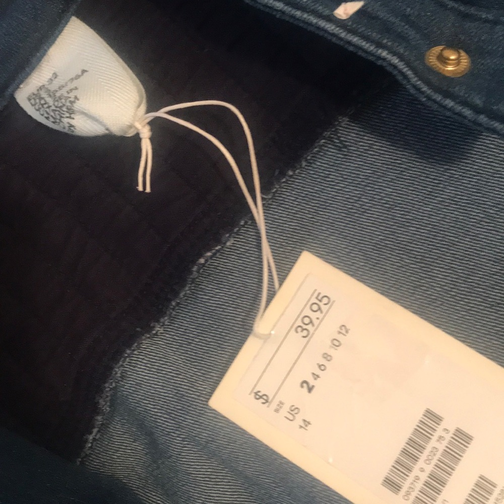 Jean jacket - Picture 2 of 6